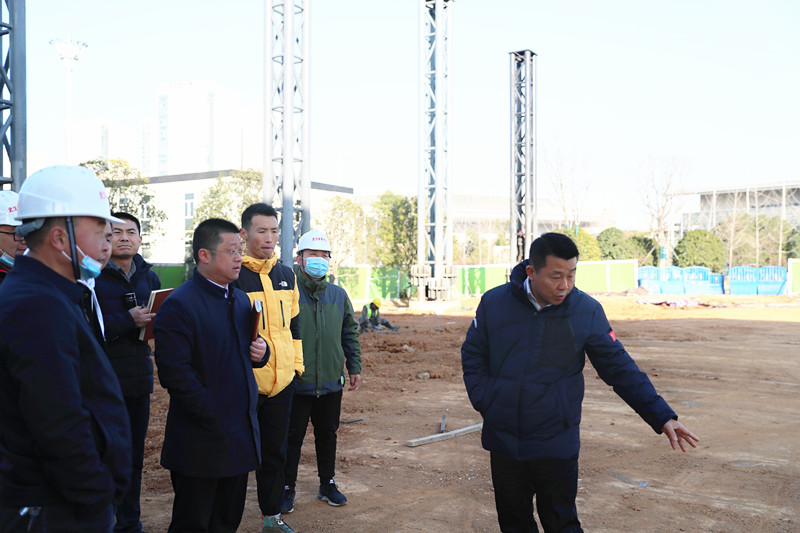 公司領導檢查軍運會賽后利用項目建設(圖6)